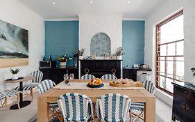 Mediterranean Style Accommodation In De Waterkant